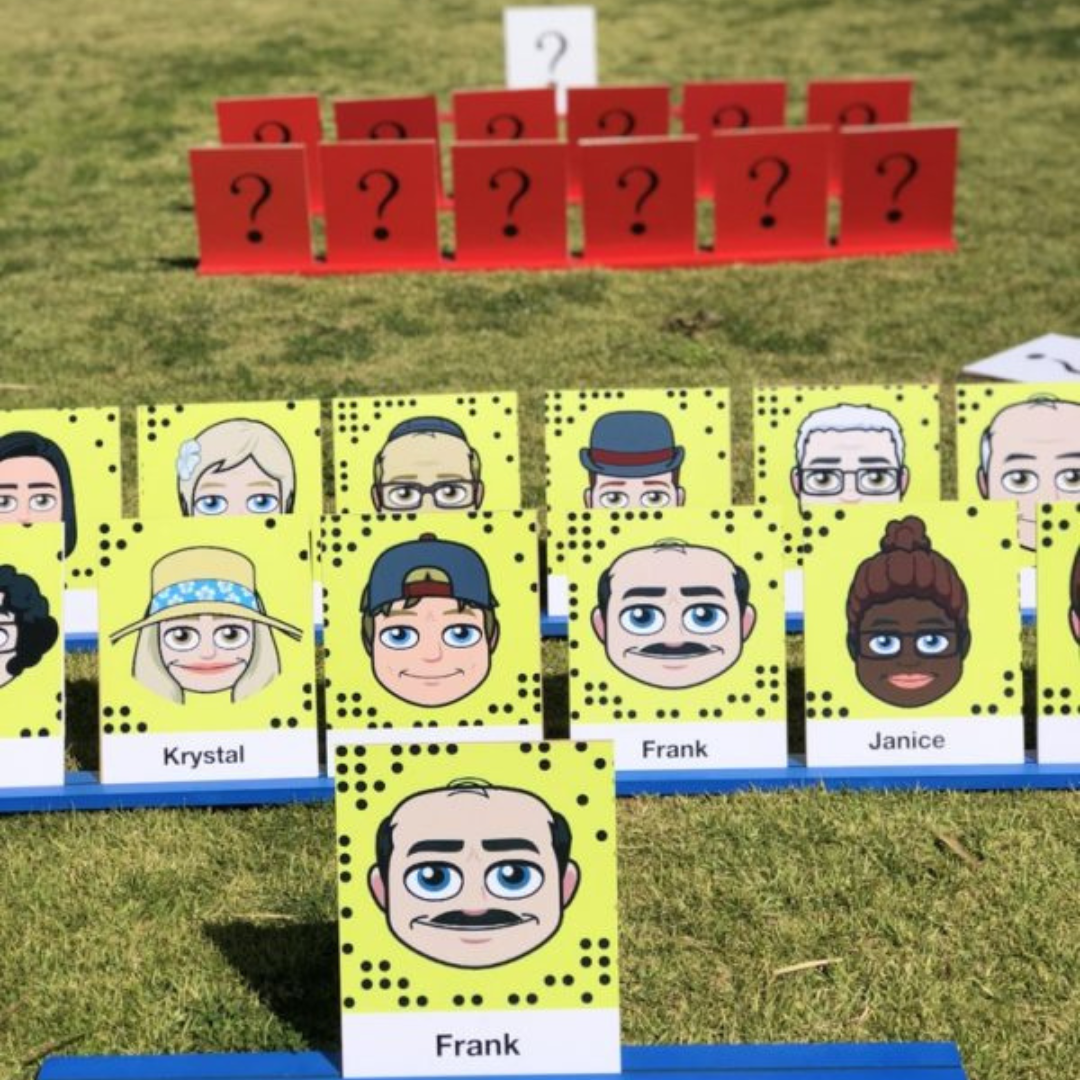 Mega Who Giant Game
